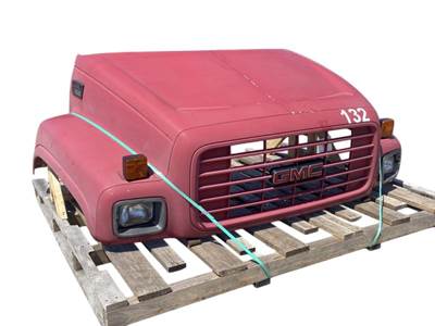 Used 2000 GMC C7500 Hood, Red, Centerline 43.00"