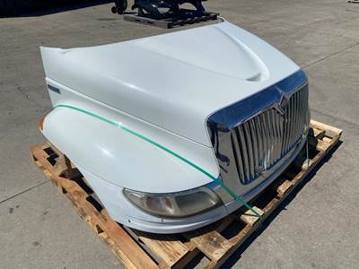 Used International 4400 Hood