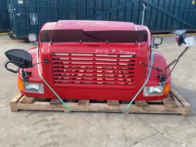 Used International 4900 Hood