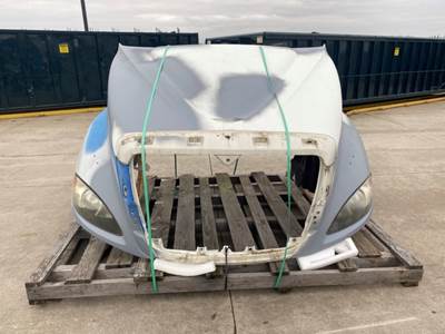 Reconditioned International Prostar Hood