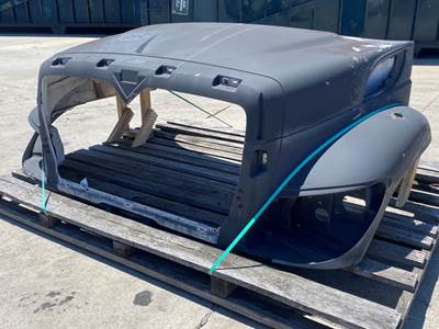 Used International WorkStar 7600 Hood