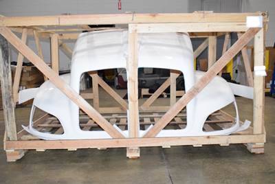 New Aftermarket Kenworth T370 Hood Shell