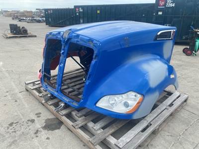 Used Kenworth T680 Hood