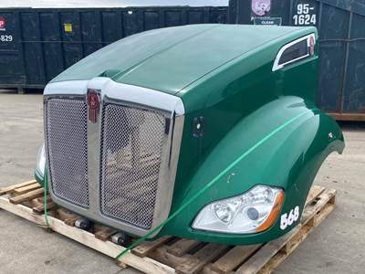 Used Kenworth T680 Hood