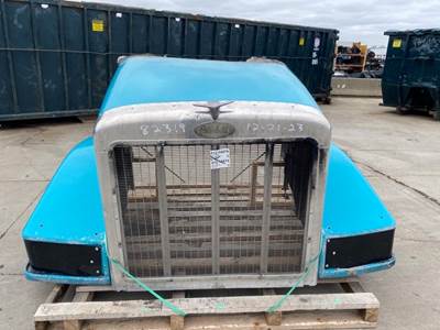 Used Peterbilt 377 Hood