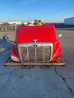 Used Peterbilt 387 Hood