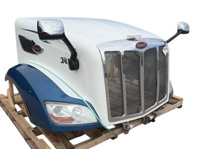 Used 2019 Peterbilt 579 Hood, White/Blue, 58.00" Centerline