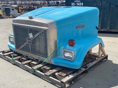 Used Volvo ACL Hood