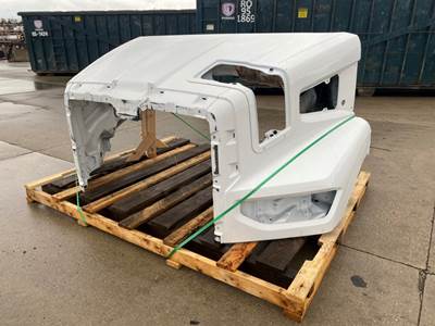 NTO Western Star 47X SBA White Hood Shell w/ Service Access Door, 38" CL, Part # A17-21725-007