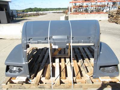 New Western Star 47X SFA Hood, Black, 39" Centerline, Part # A17-21722-016