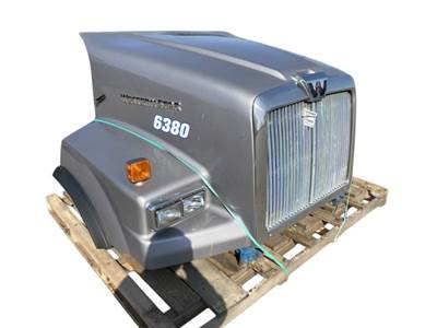 Used Western Star 4900 Hood, Silver, 63.00" Centerline, Part # A1720479010