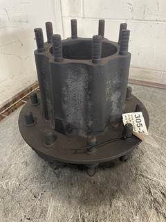 Used Eaton Rear Hub LH