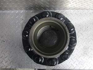Used Gunite Front Hub RH