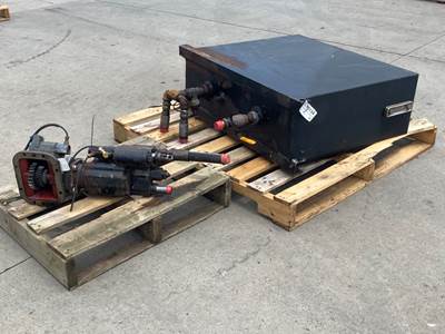 Used Freightliner Columbia Hydraulic Tank w/ PTO