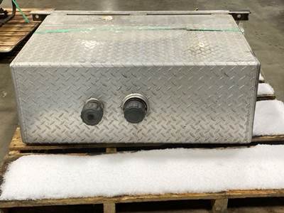 Used International 9100i Hydraulic Tank