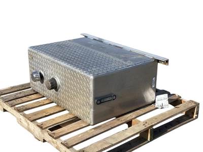 Used Volvo VNL Gen 3 Hydraulic Tank