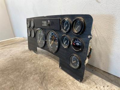 Used Freightliner Columbia Instrument Cluster