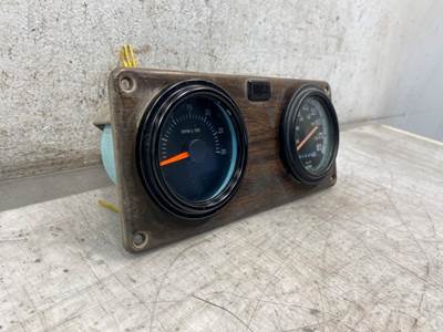 Used Freightliner FLD112 Instrument Cluster