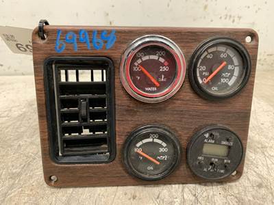 Used Freightliner FLD120 Gauge Panel
