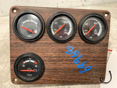 Used Freightliner FLD120 Gauge Panel