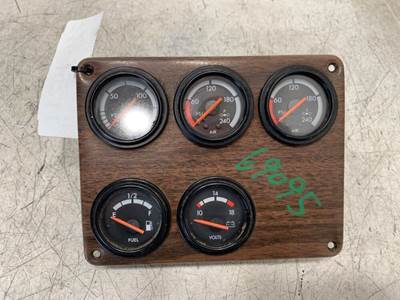 Used Freightliner FLD120 Gauge Panel