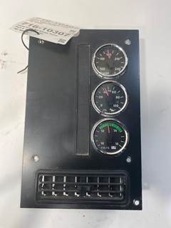 Used International 9100i RH Gauge Panel