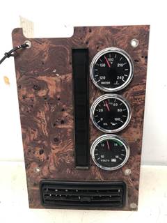 Used International 9200i Gauge Panel
