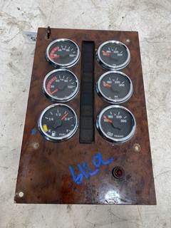 Used International 9200i Gauge Panel