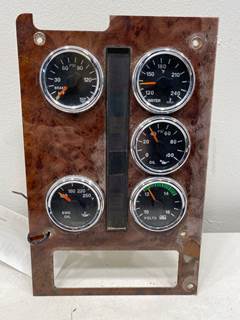 Used International 9200i Gauge Panel