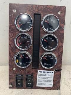 Used International 9900I Gauge Panel