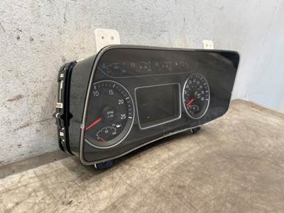Used International LT625 Instrument Cluster