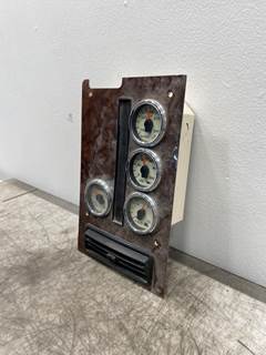 Used International Paystar Gauge Panel