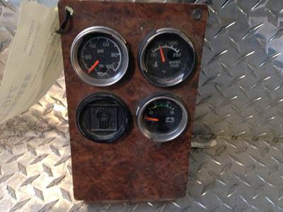 Used Kenworth T600 Gauge Panel