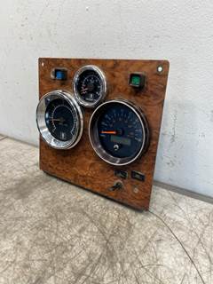 Used Kenworth T800 Instrument Cluster