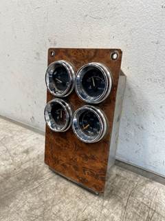 Used Kenworth T800 Gauge Panel