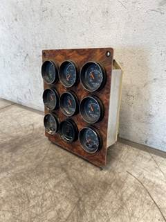Used Kenworth T800 Gauge Panel