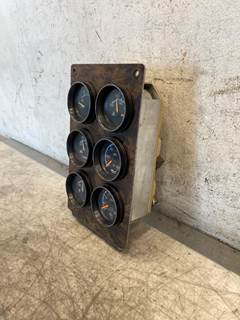 Used Kenworth T800 Gauge Panel