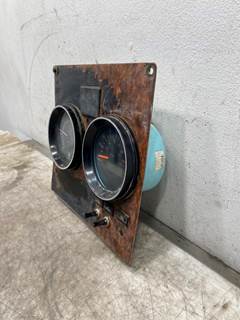 Used Kenworth T800 Instrument Cluster