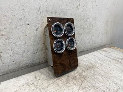 Used Kenworth T800 Gauge Panel