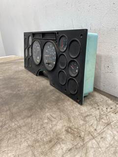 Used Mack CH612 Instrument Cluster