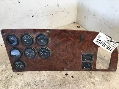 Used Peterbilt 385 Gauge Panel
