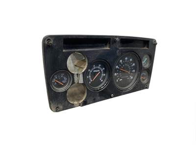 Used Sterling L9500 Instrument Cluster