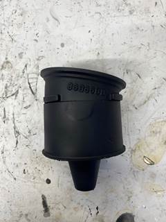 Used Cummins ISX15 Intake Connection