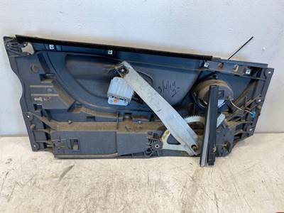 Used Freightliner Cascadia RH Interior Door Module