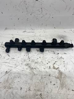 Used Cummins ISB 6.7L Fuel Rail