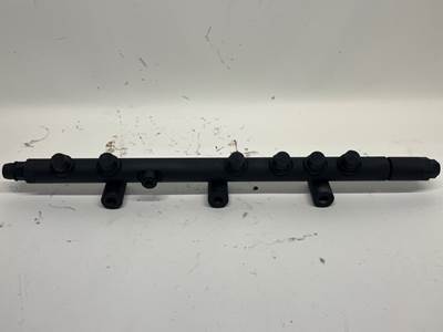 Used Cummins ISC Fuel Rail