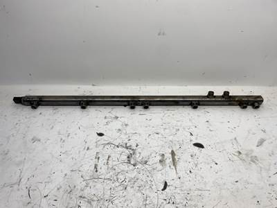 Used Detroit Diesel DD13 Fuel Rail