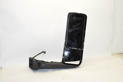 New Aftermarket International LT RH Chrome Side Mirror