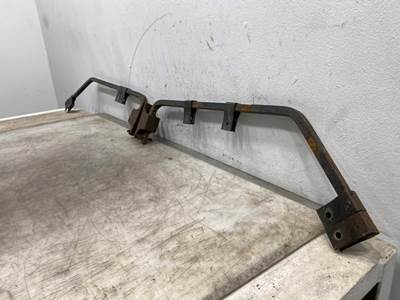 Used Freightliner Cascadia 125 SET, Mud Flap Hanger