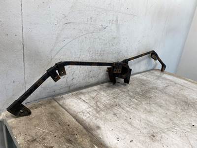 Used Freightliner Cascadia 125 SET, Mud Flap Hangers